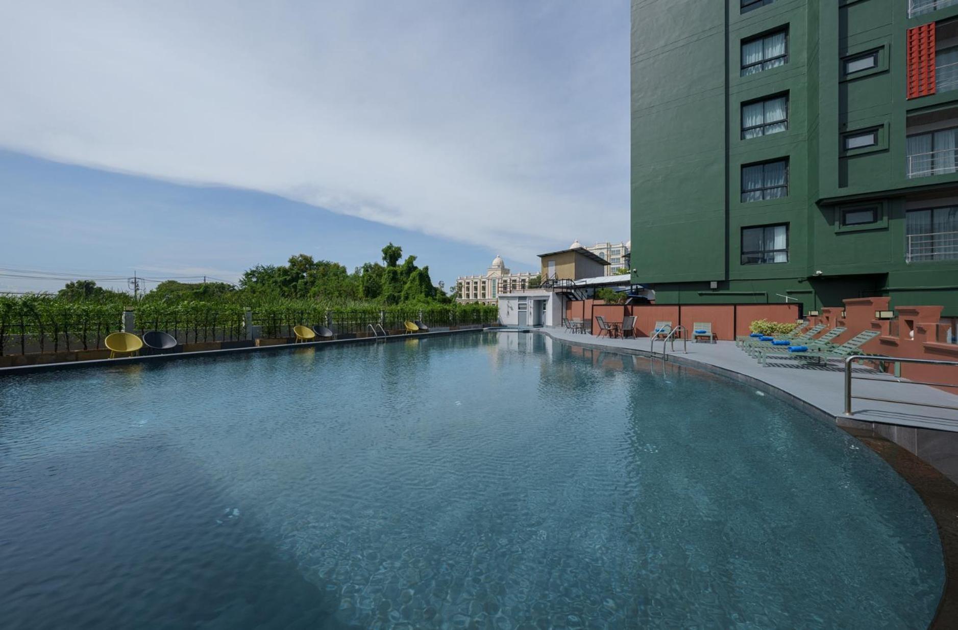 Surestay By Best Western Iconic Suvarnabhumi Банг Бо Экстерьер фото
